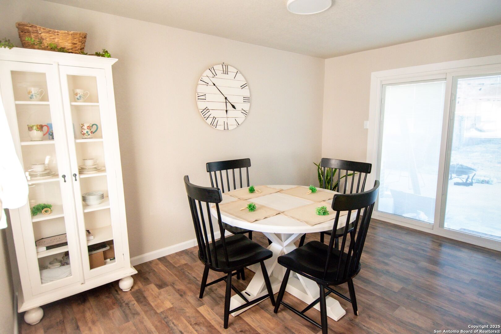 239 W Bedford San Antonio TX 78226