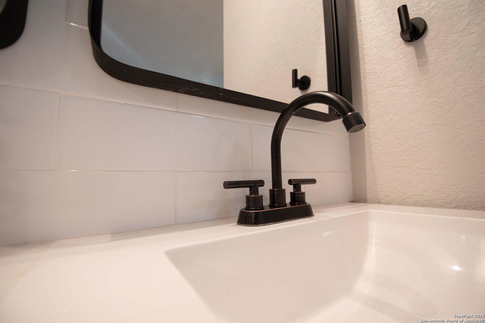 239 W Bedford San Antonio TX 78226