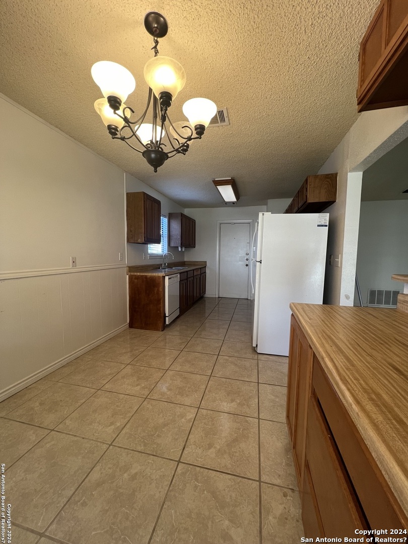 14434 Bluewood San Antonio TX 78233