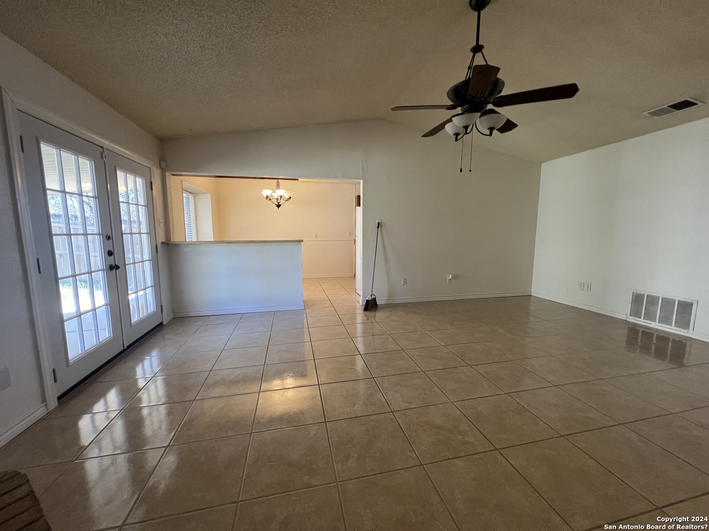 14434 Bluewood San Antonio TX 78233