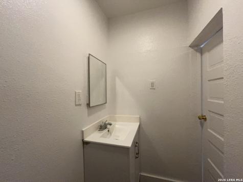 827 Steves Avenue San Antonio TX 78210