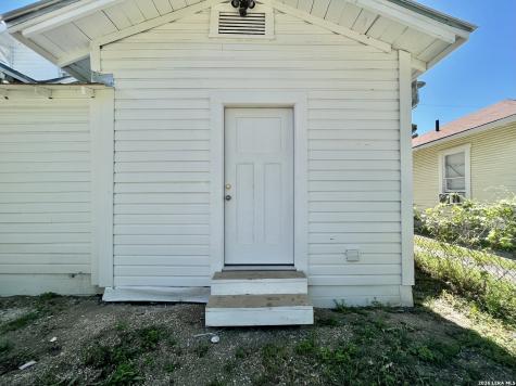 827 Steves Avenue San Antonio TX 78210