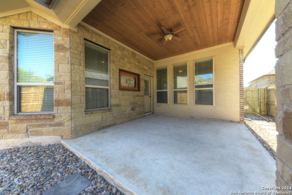 511 Pecan Forest New Braunfels TX 78130