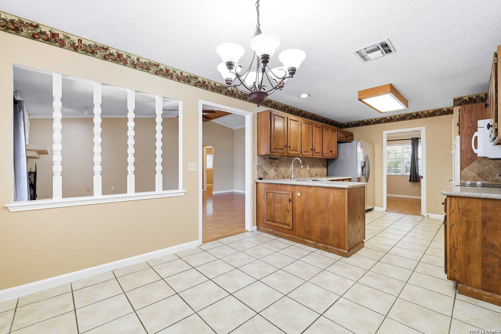 8411 Aristotle Universal City TX 78148