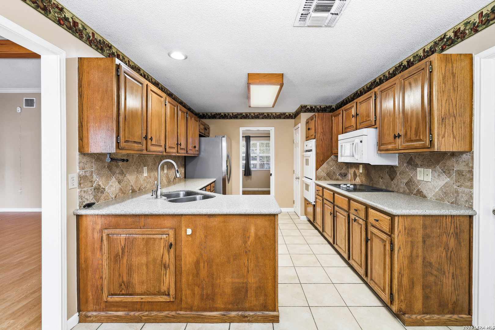 8411 Aristotle Universal City TX 78148