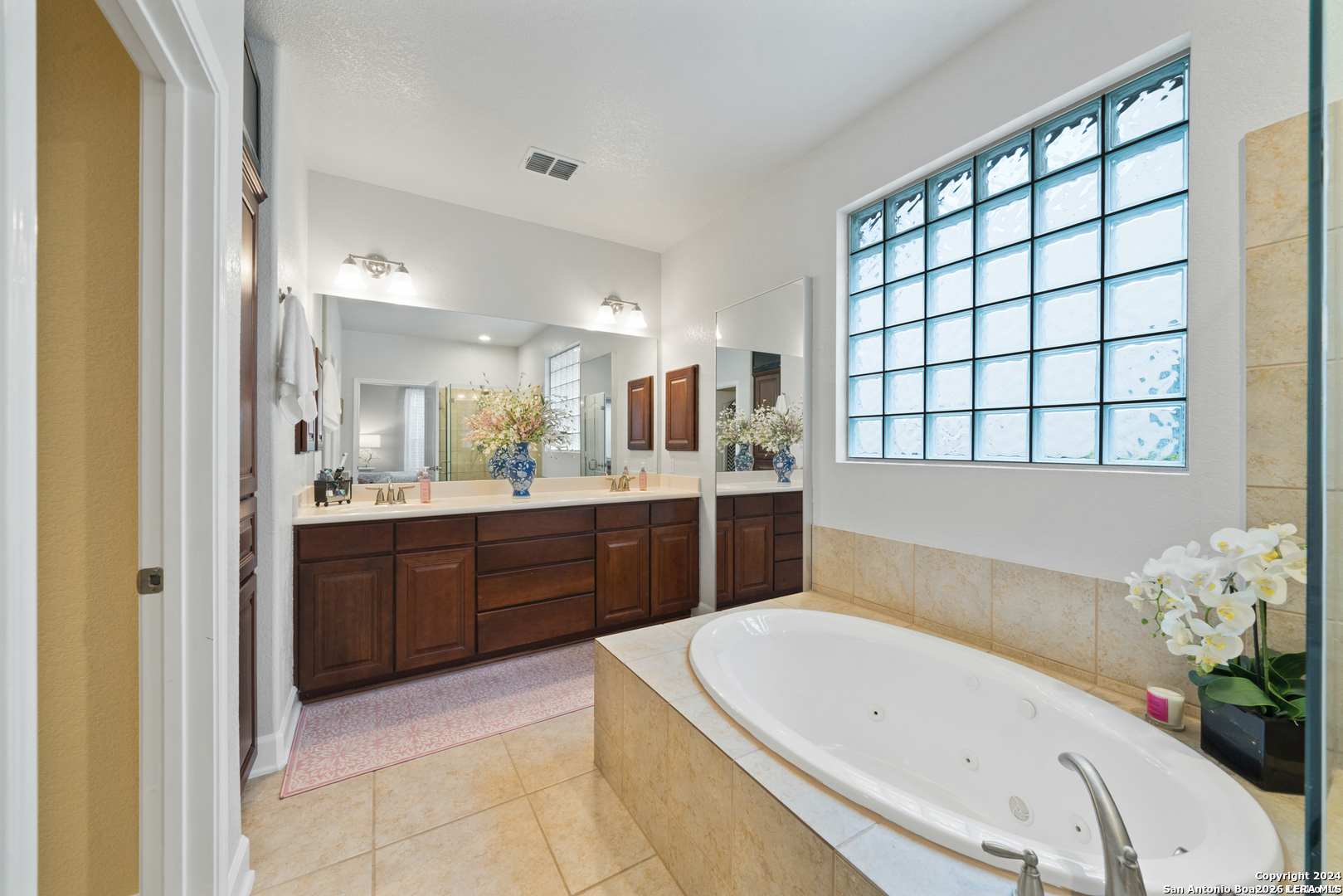 3615 Cypress Cape San Antonio TX 78259