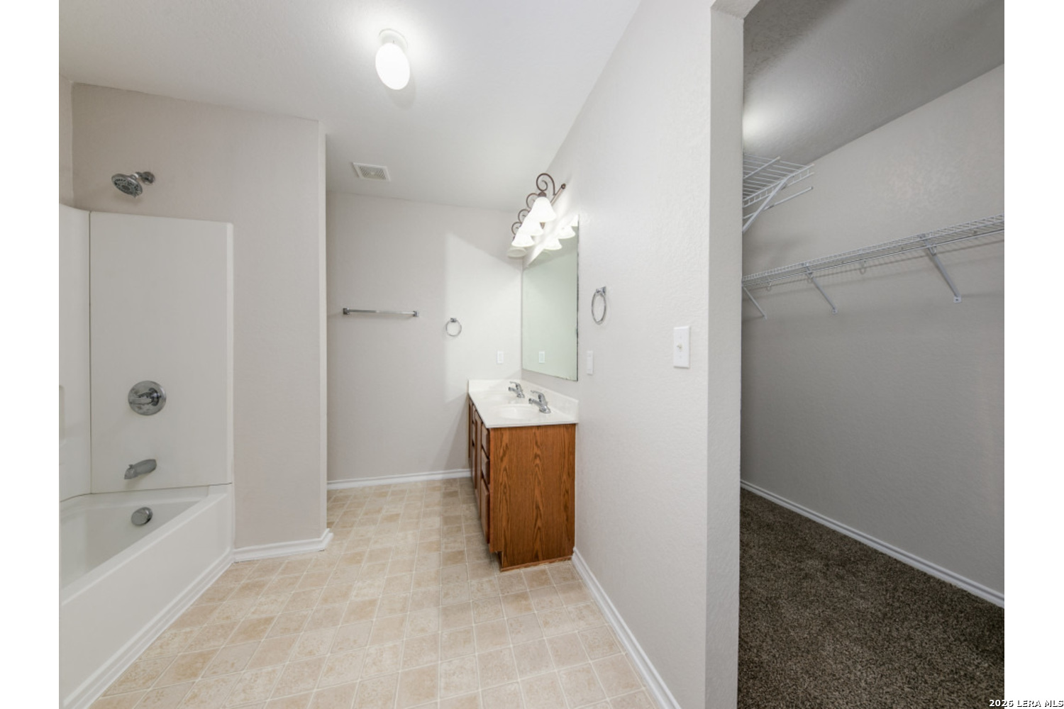 6022 Plumbago San Antonio TX 78218