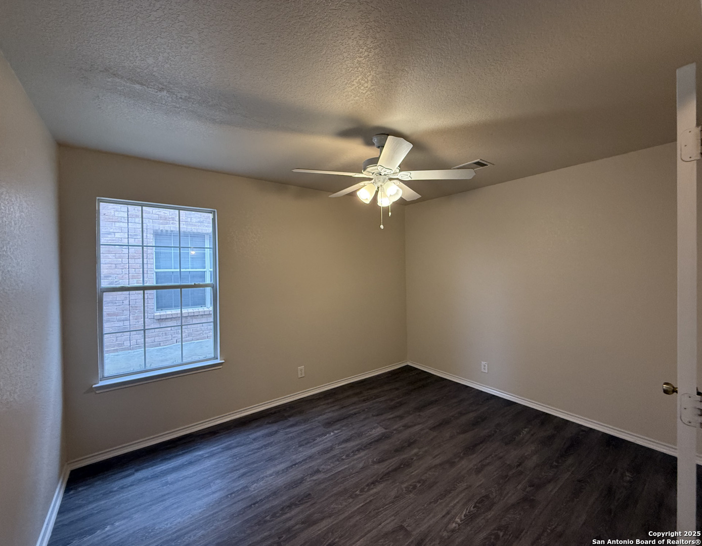 11111 Liberty Field San Antonio TX 78254