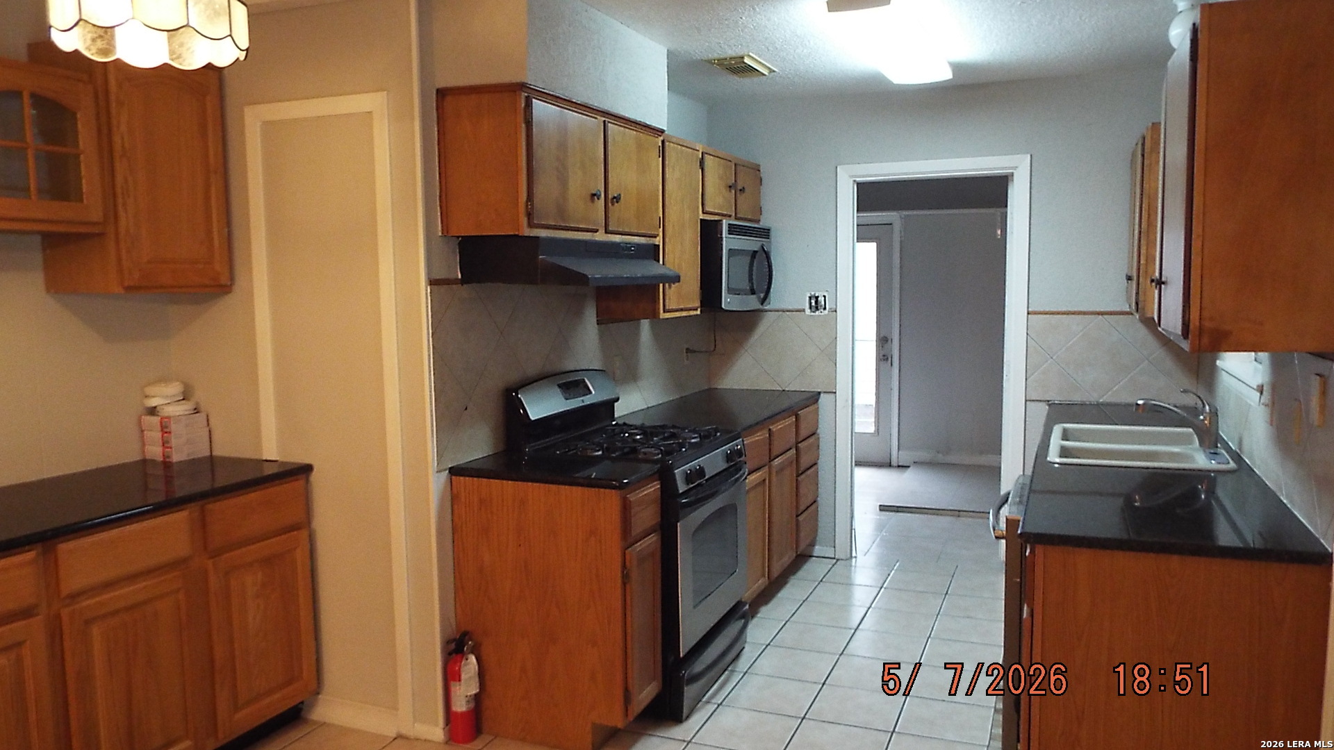 7329 Leading Oaks Live Oak TX 78233