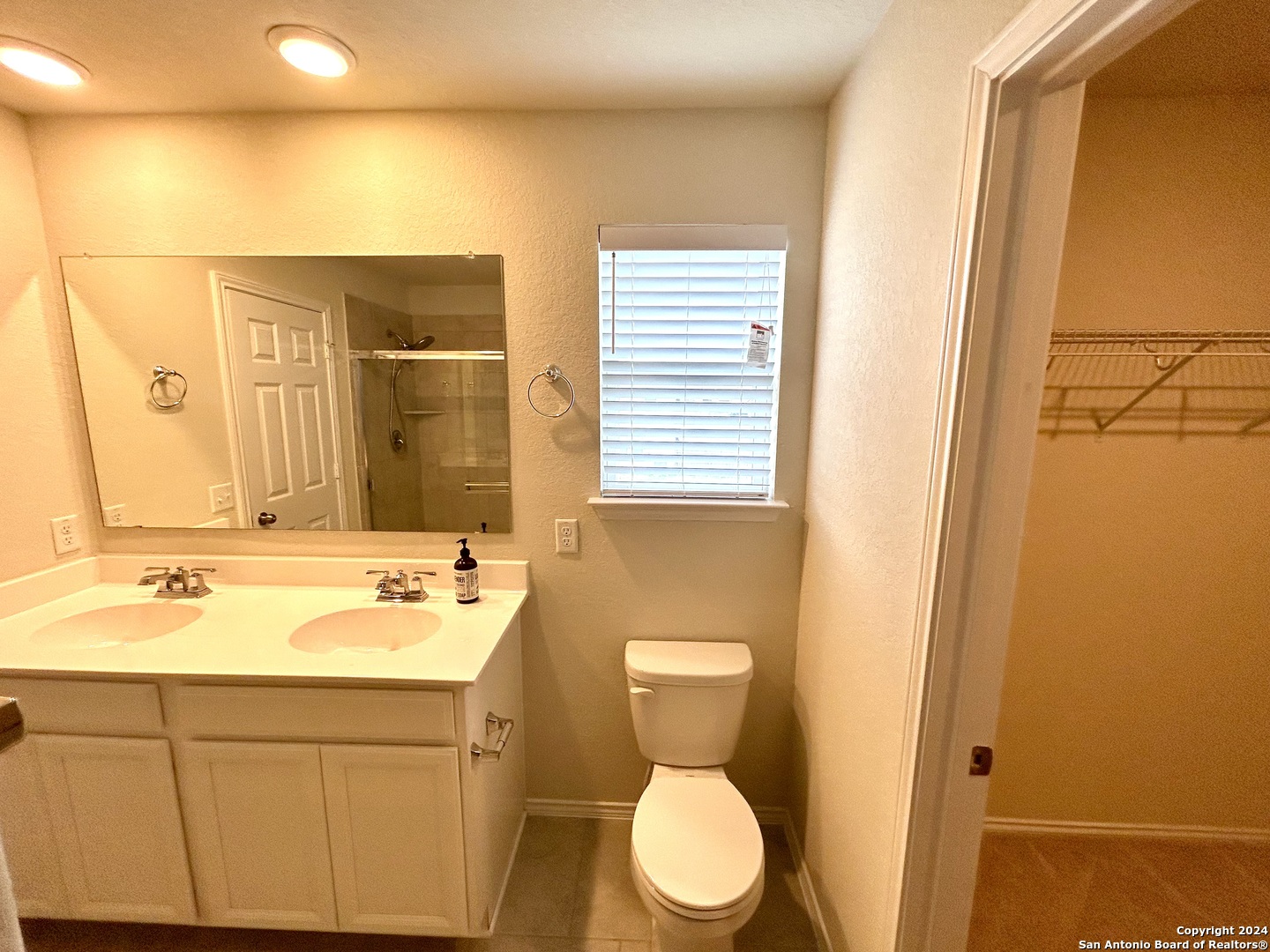 10398 Martin Creek San Antonio TX 78252