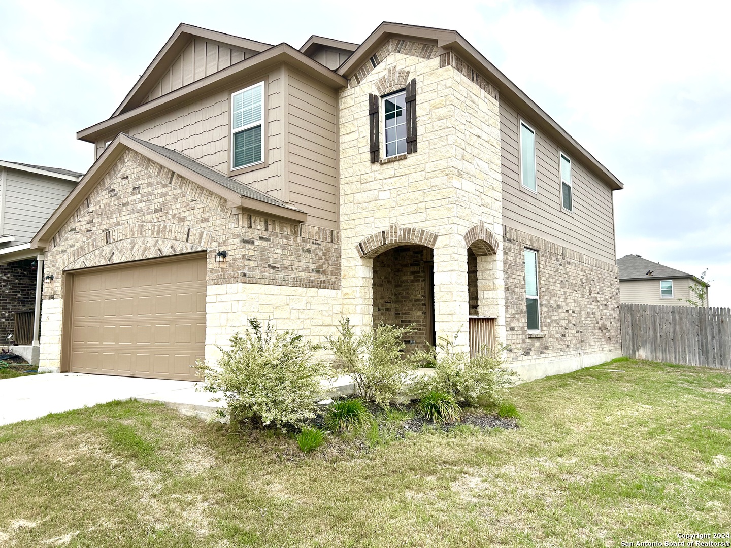 10398 Martin Creek San Antonio TX 78252