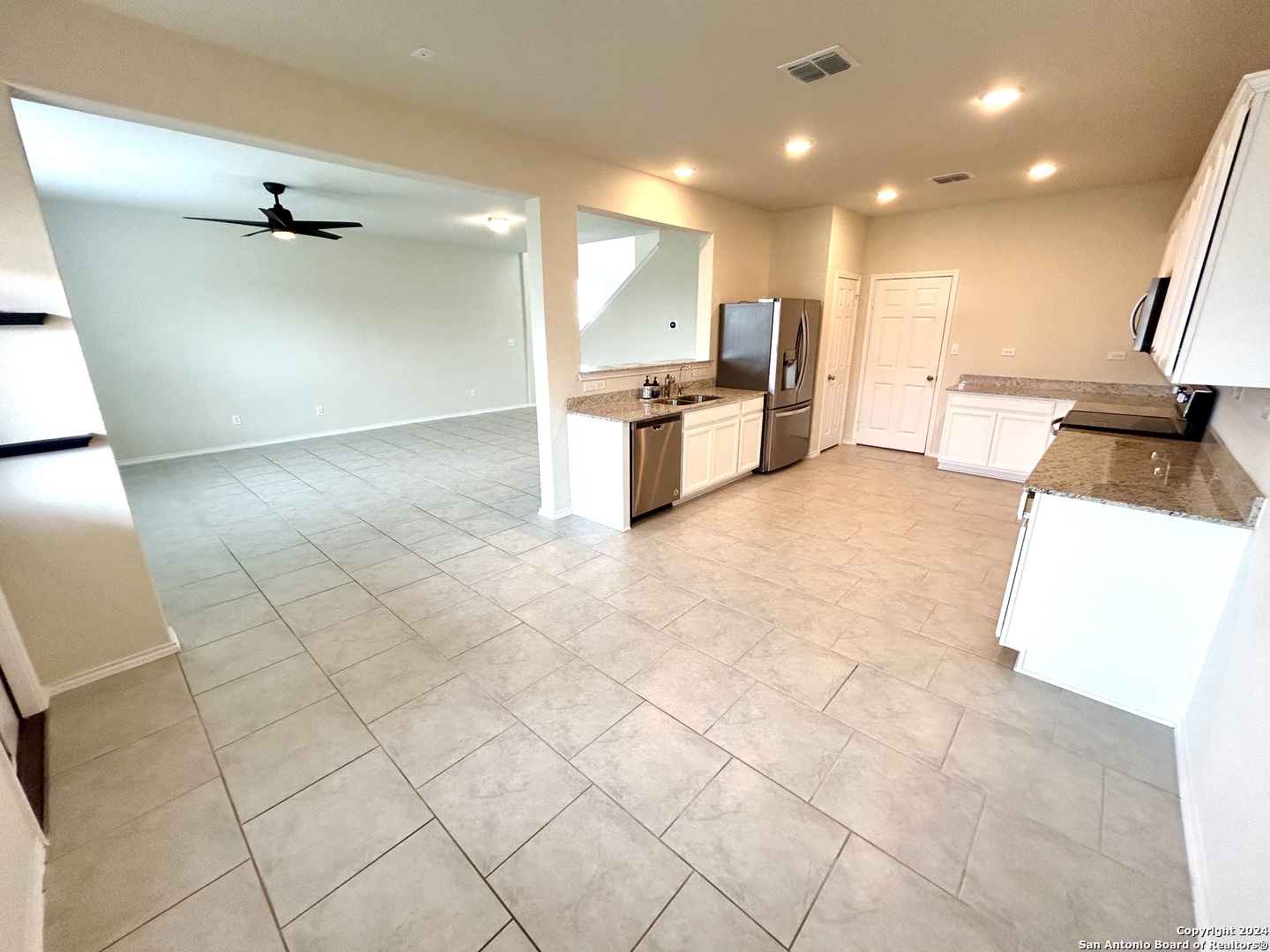 10398 Martin Creek San Antonio TX 78252