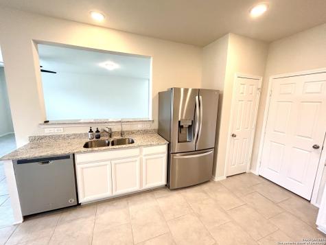 10398 Martin Creek San Antonio TX 78252