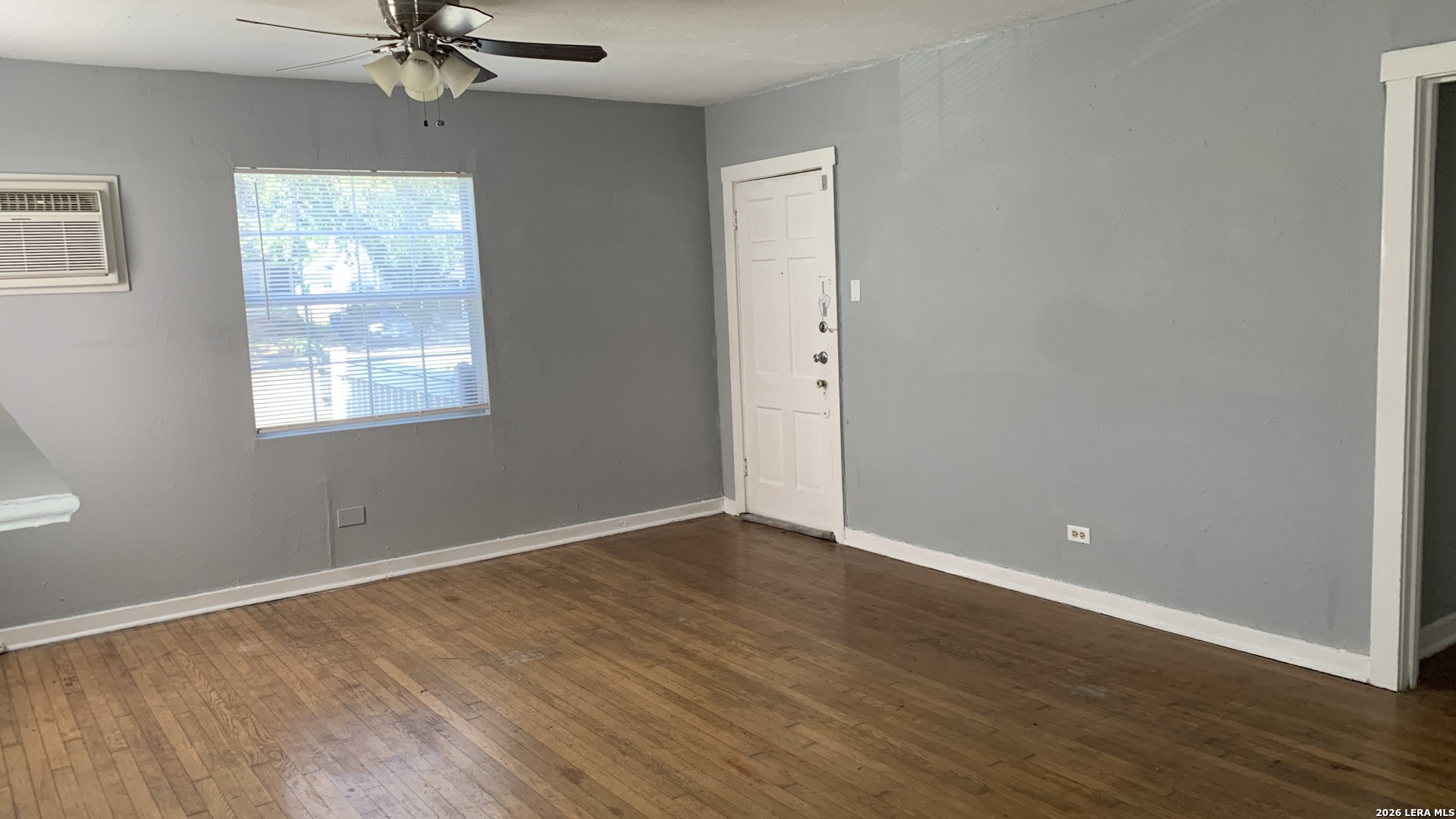 1524 W Woodlawn Avenue San Antonio TX 78201