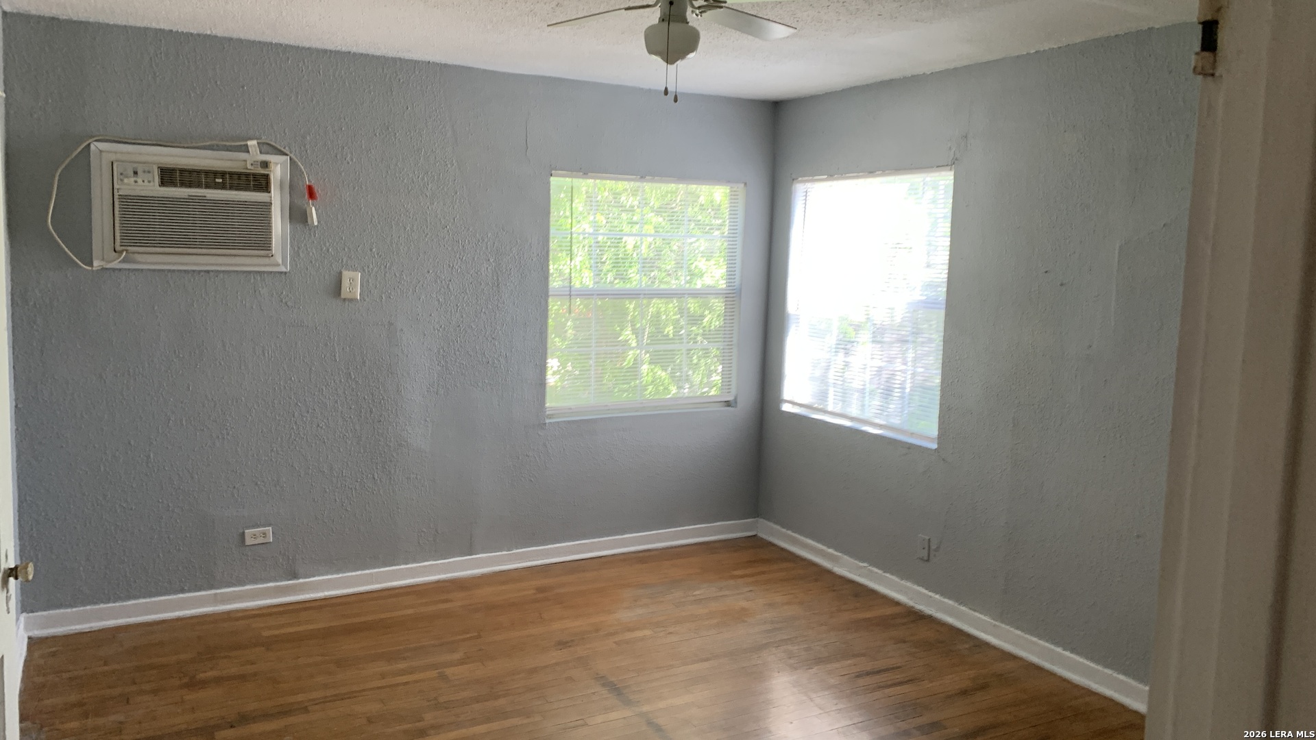 1524 W Woodlawn Avenue San Antonio TX 78201