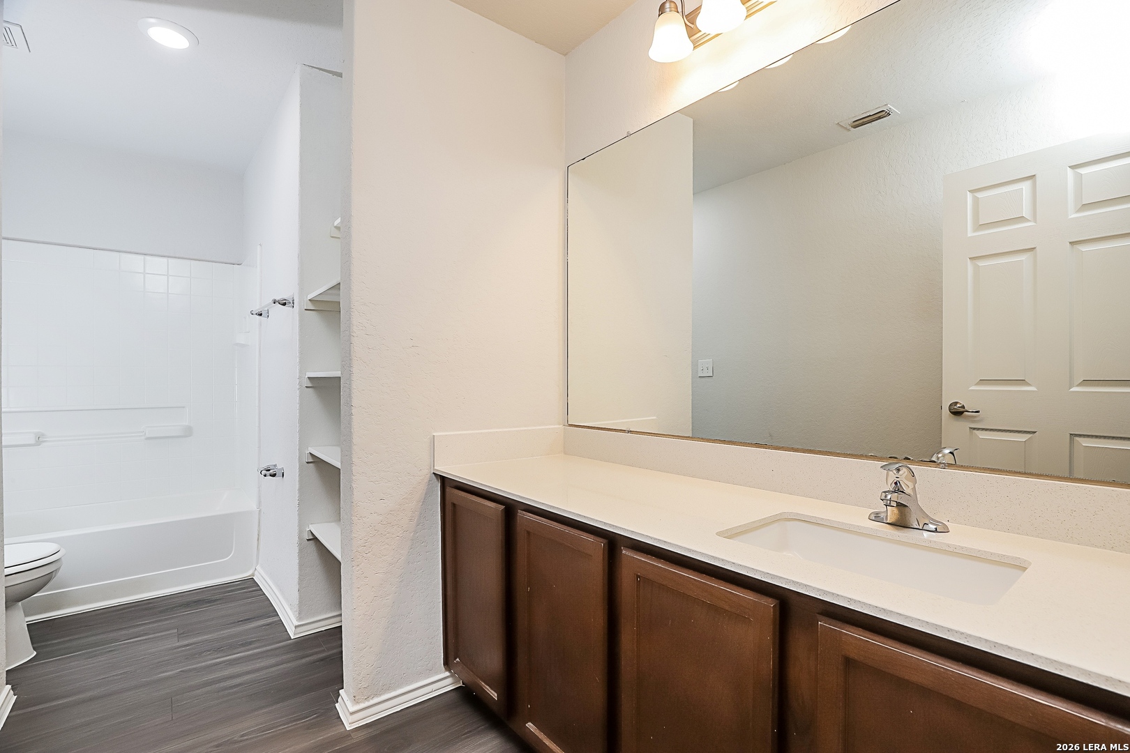 2111 Bigmouth Rod San Antonio TX 78224