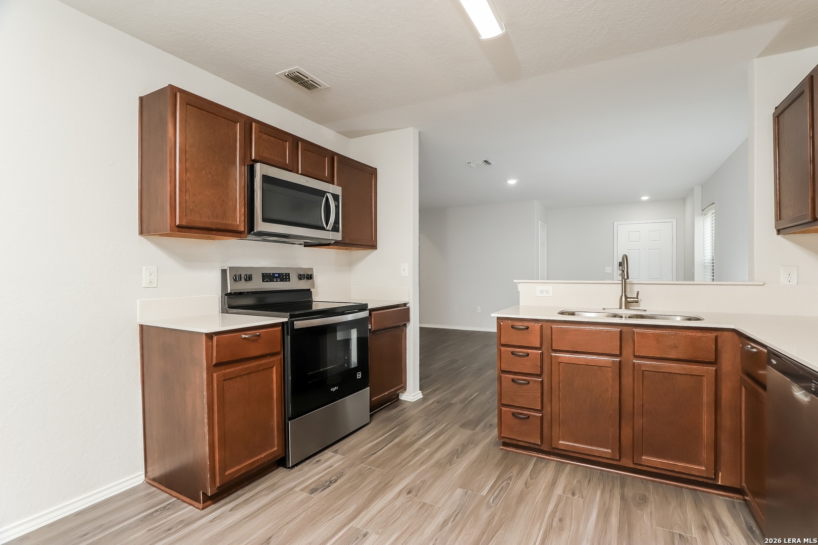 2111 Bigmouth Rod San Antonio TX 78224