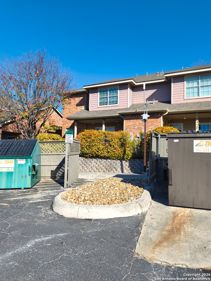 127 Chapel Hill Circle San Antonio TX 78040