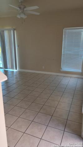 127 Chapel Hill Circle San Antonio TX 78040