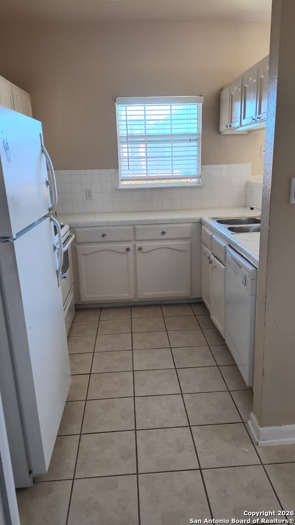 127 Chapel Hill Circle San Antonio TX 78040