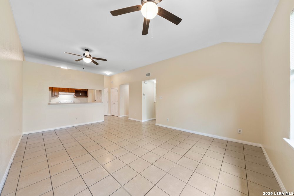 518 Dukeway Universal City TX 78148