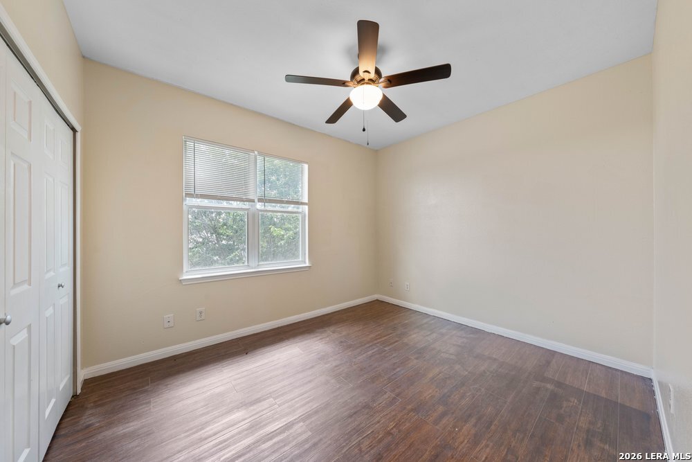 518 Dukeway Universal City TX 78148