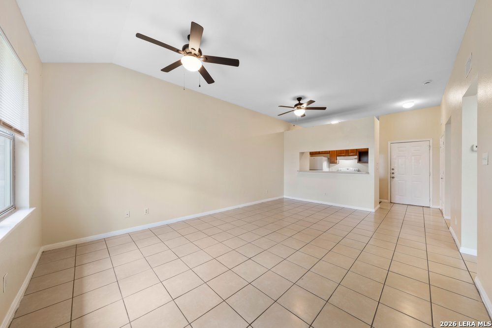 518 Dukeway Universal City TX 78148