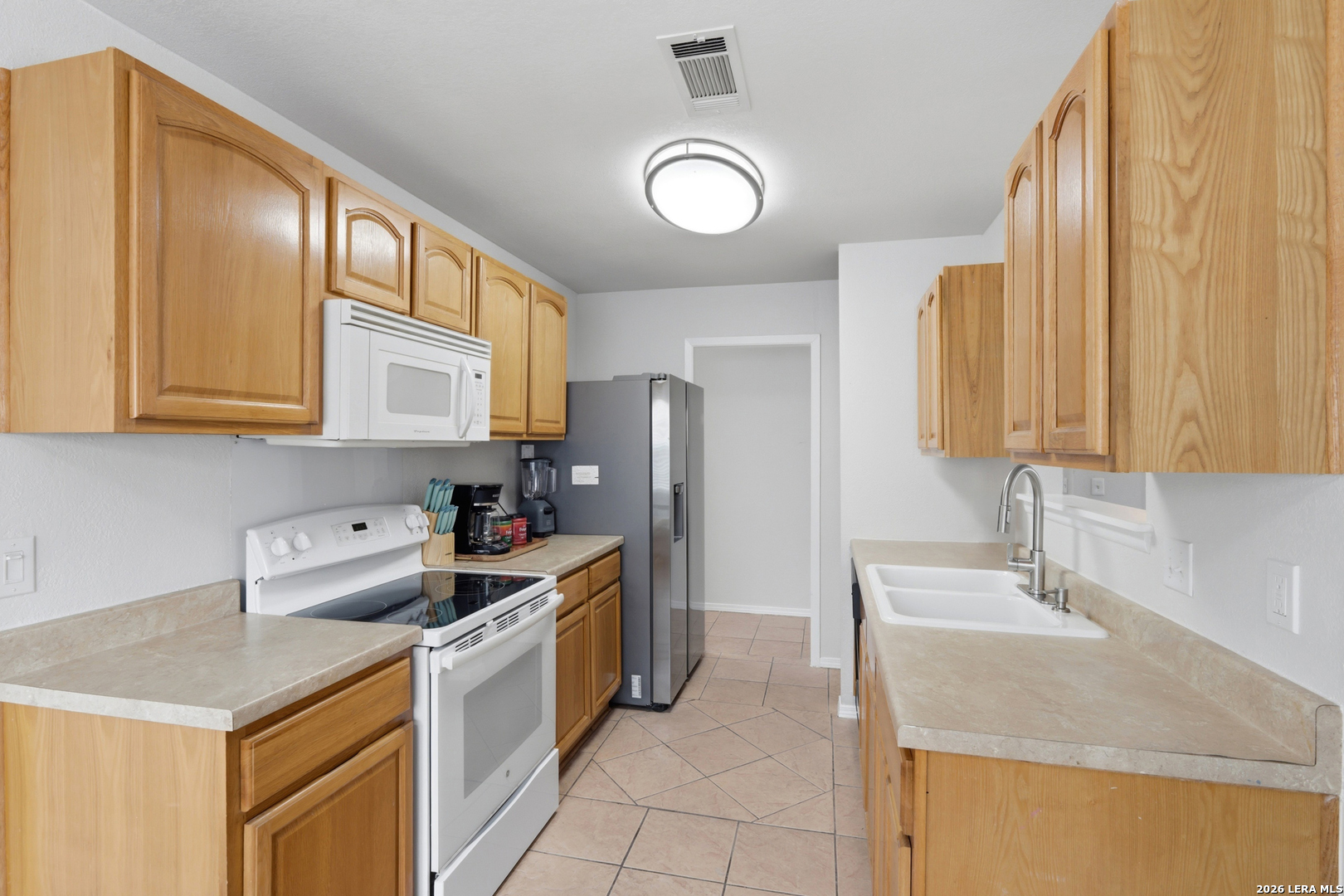5806 Valley Forge San Antonio TX 78233