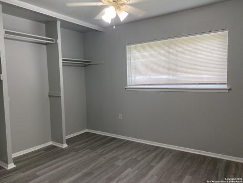 12421 Trailing Oaks Street Live Oak TX 78233