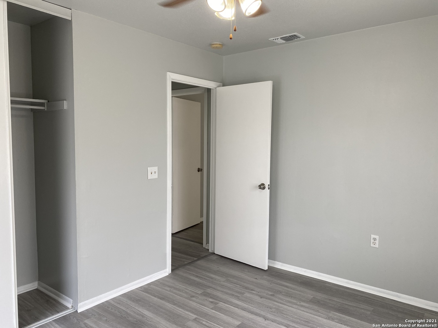 12421 Trailing Oaks Street Live Oak TX 78233