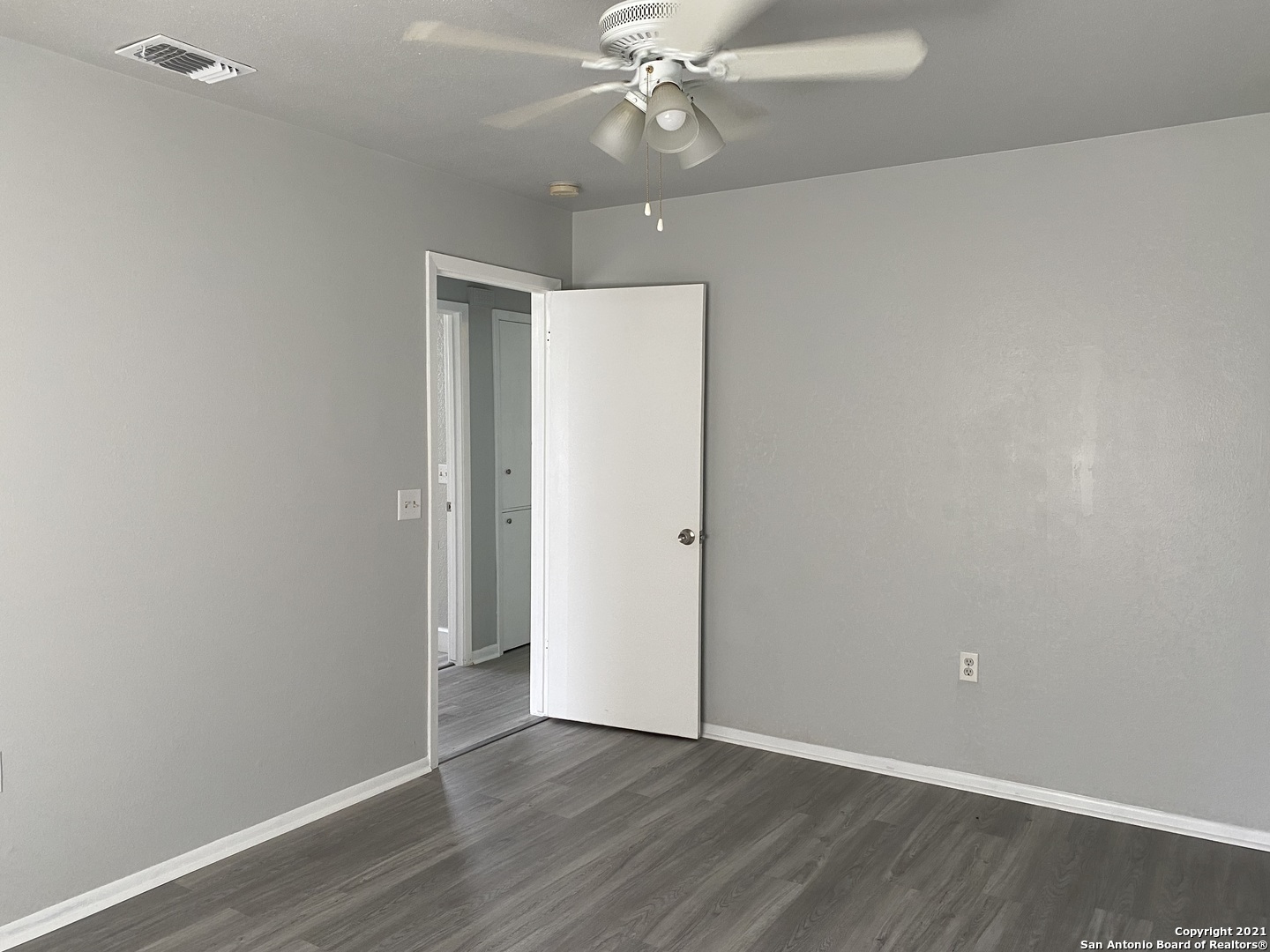 12421 Trailing Oaks Street Live Oak TX 78233