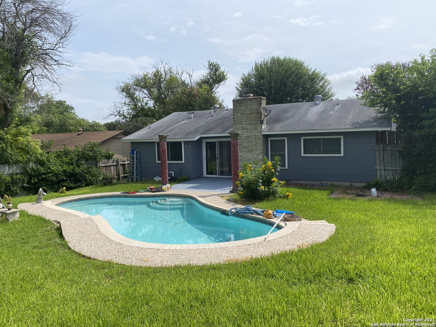 12421 Trailing Oaks Street Live Oak TX 78233
