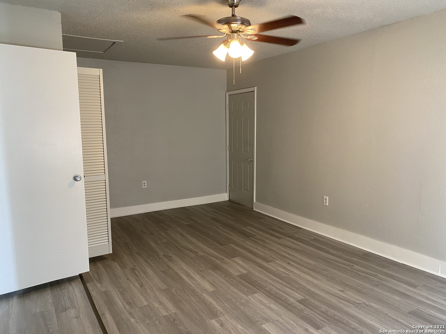 12421 Trailing Oaks Street Live Oak TX 78233