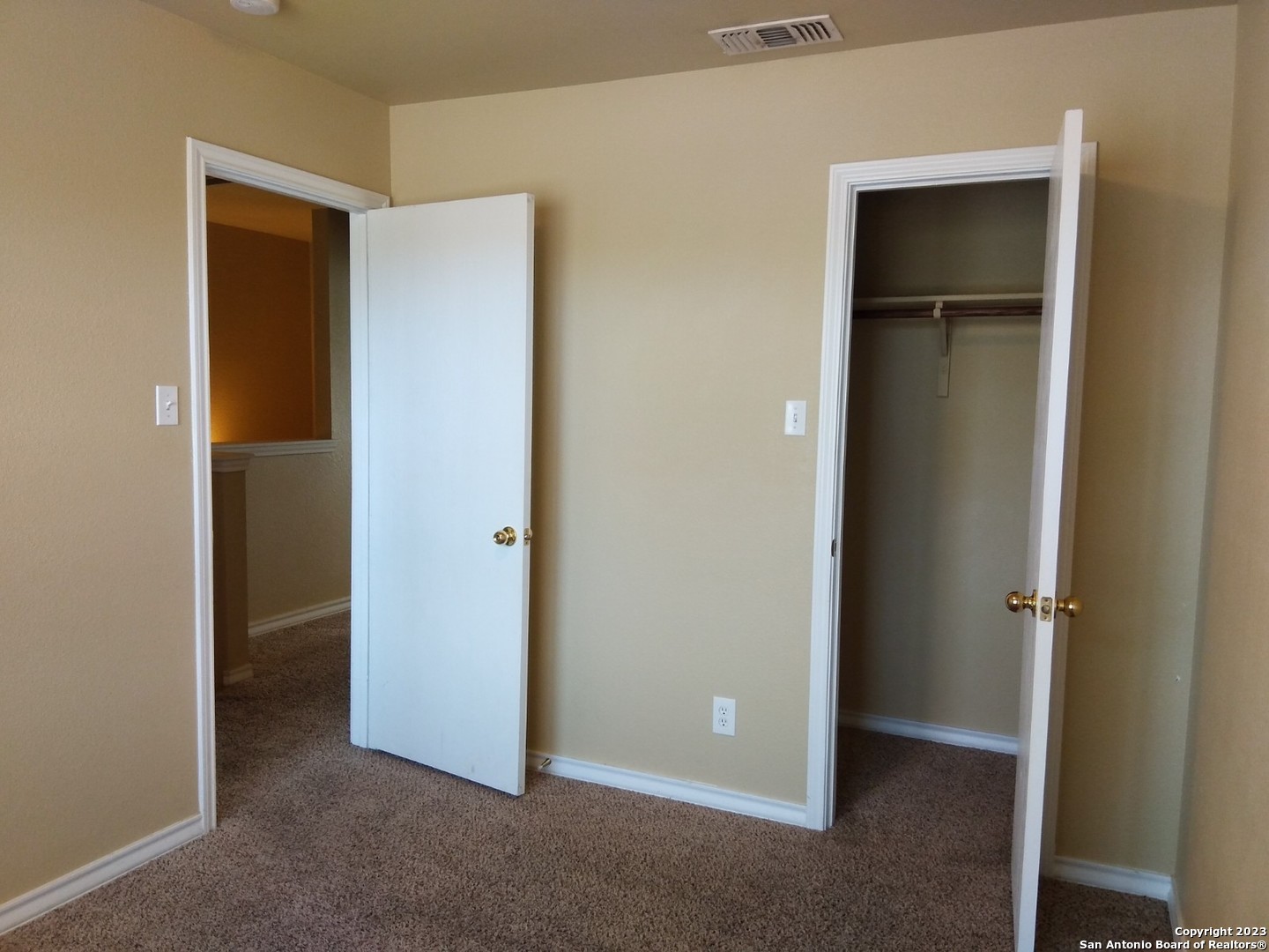 5026 Summitwood San Antonio TX 78229