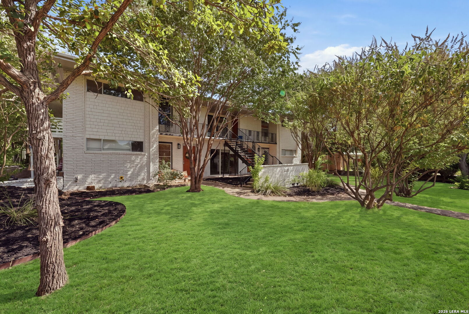 1157 Garraty Terrell Hills TX 78209