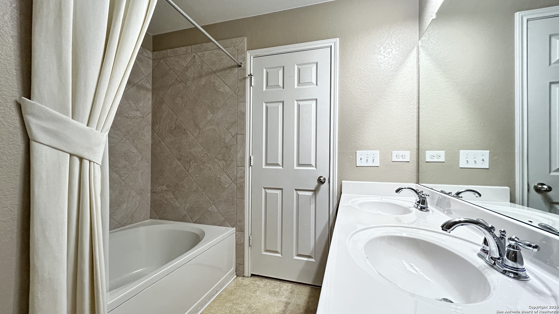 10319 Roadrunner Ridge San Antonio TX 78245