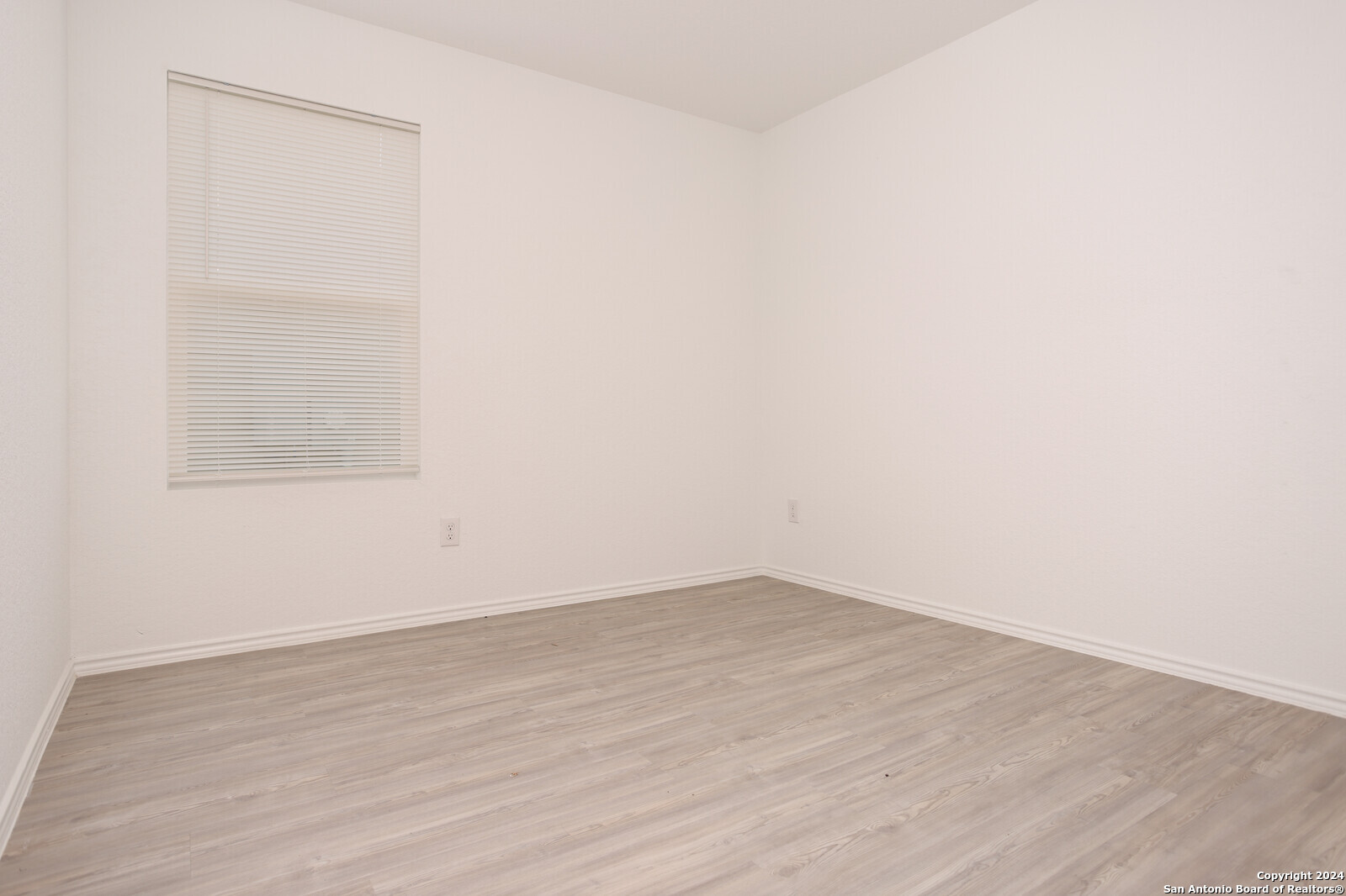 4240 Revetment Way San Antonio TX 78223