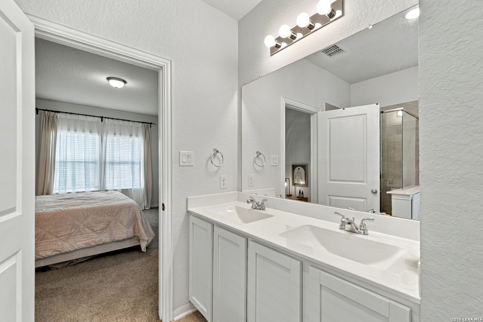 251 Bobwhite Way San Antonio TX 78253