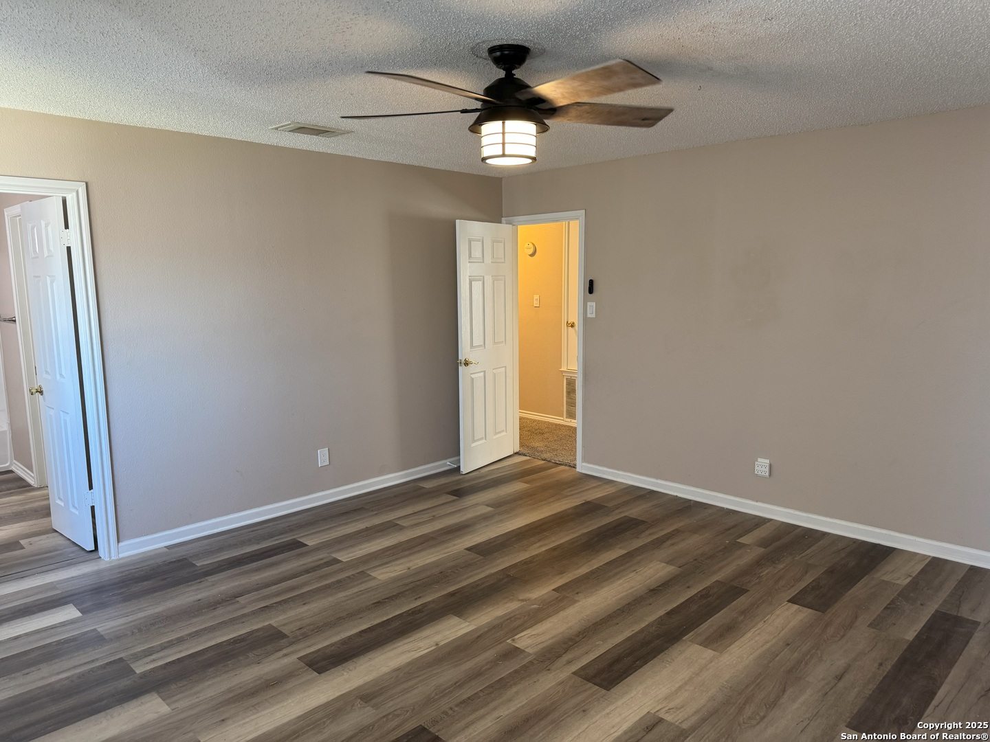 8290 Morning Grove Converse TX 78109