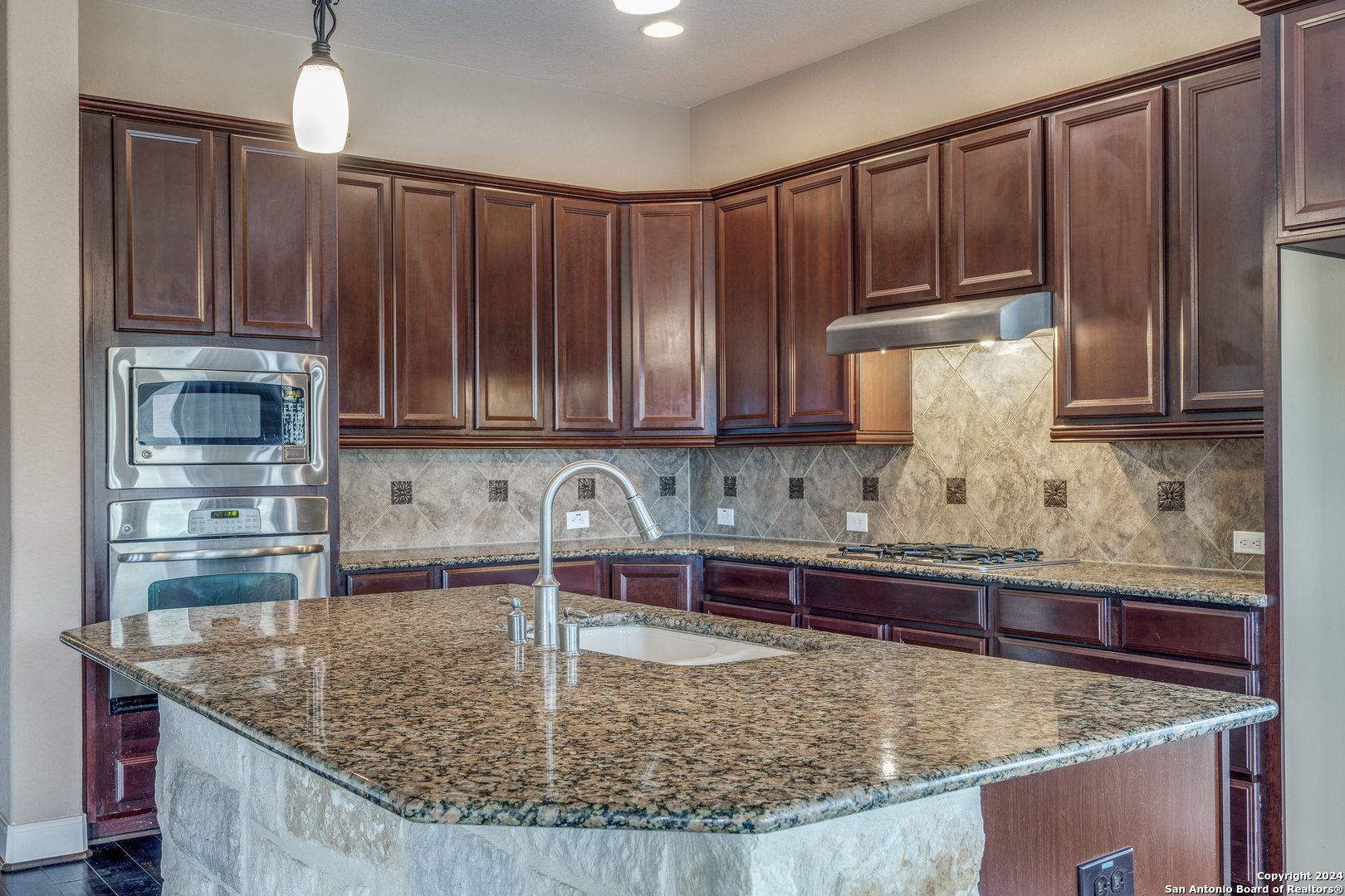 18018 Maui Sands San Antonio TX 78255