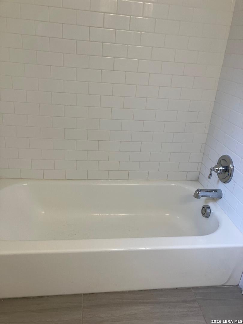 606 Blakeley San Antonio TX 78209