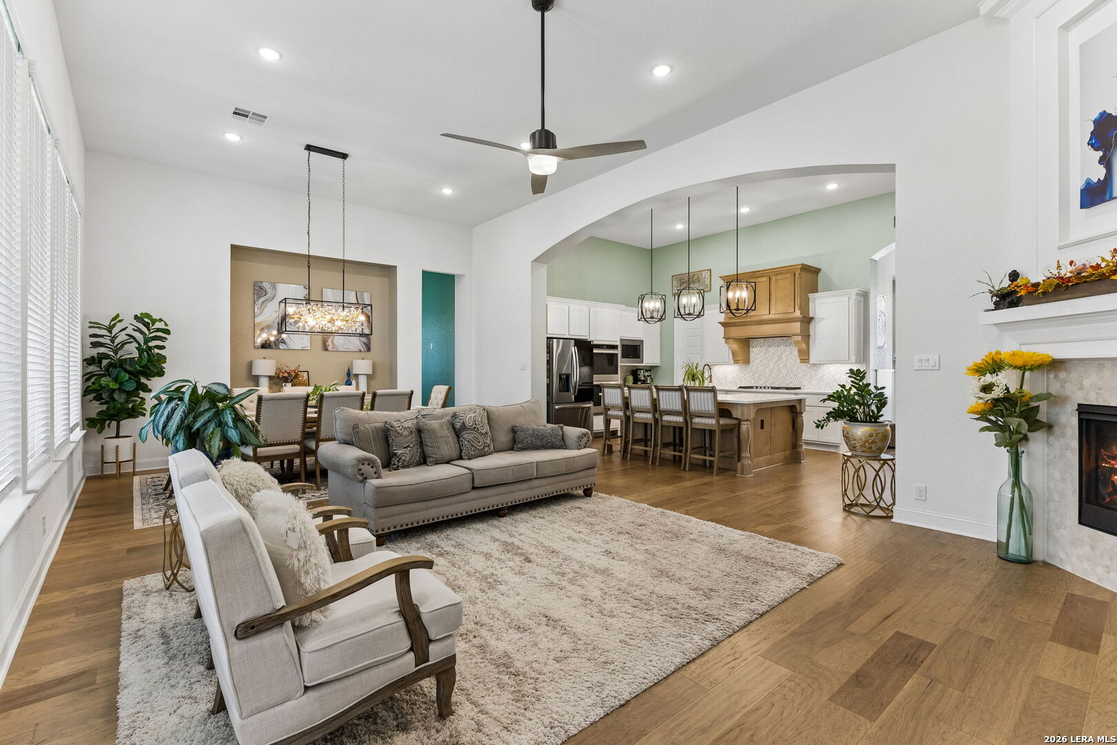 6826 Hallie Schertz TX 78154