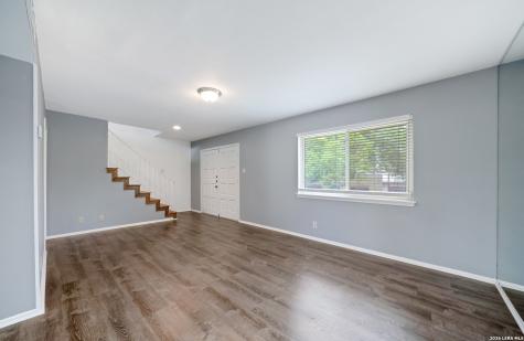 10958 Crown Park San Antonio TX 78239