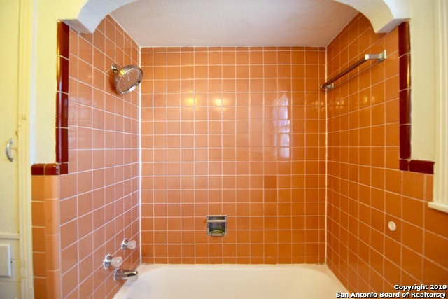 459 Bryn Mawr Drive San Antonio TX 78209