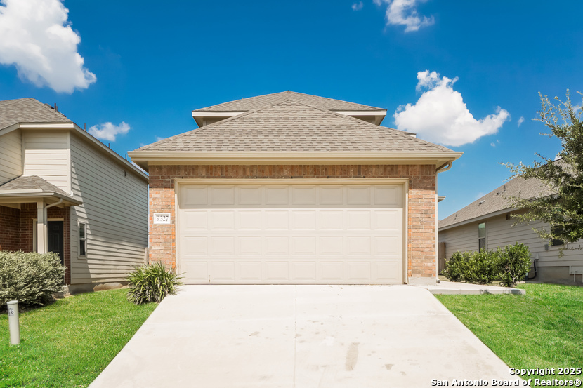 9327 Evening Shade Court San Antonio TX 78211