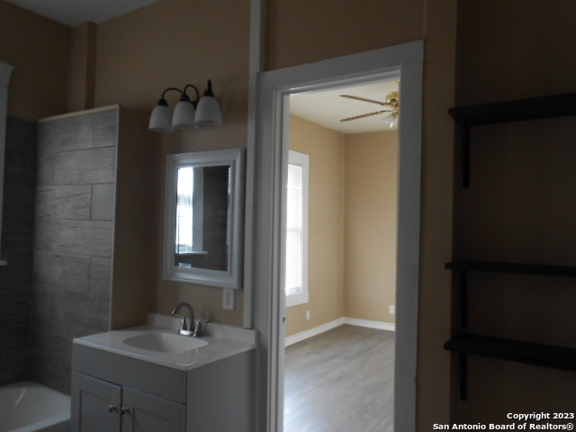 414 N Pine San Antonio TX 78202