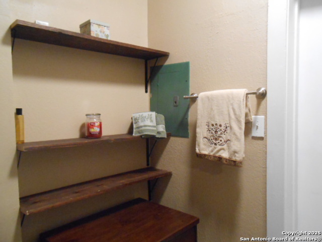 414 N Pine San Antonio TX 78202