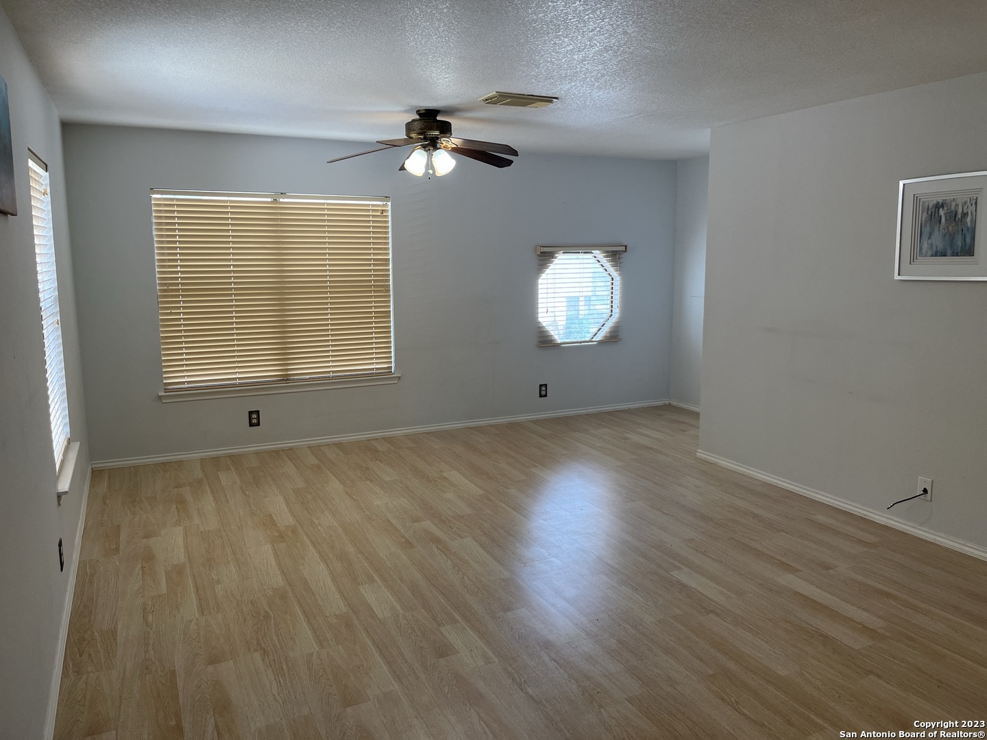 15 Mclennan Oak San Antonio TX 78240