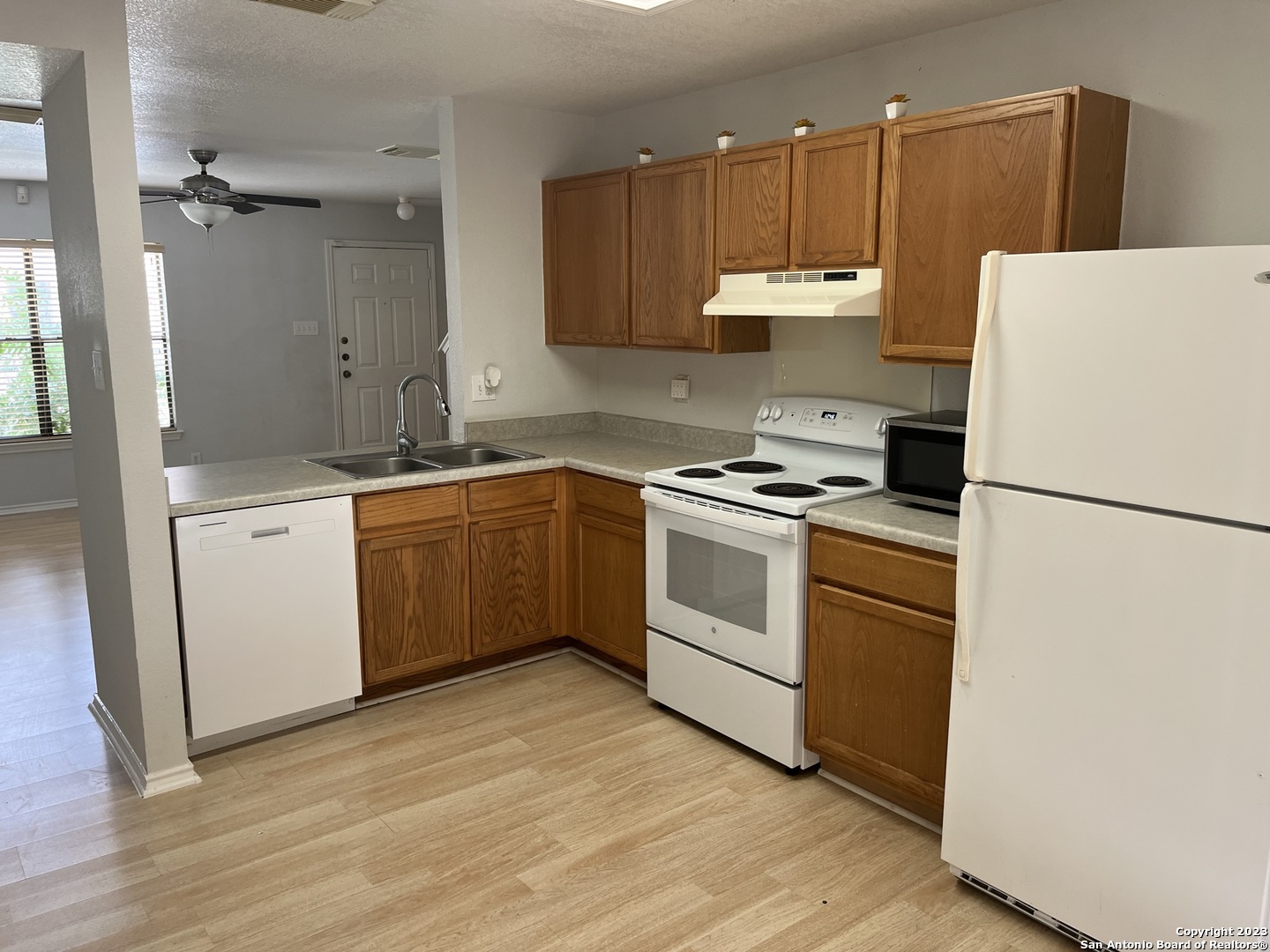15 Mclennan Oak San Antonio TX 78240