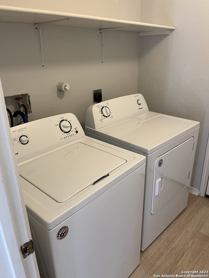 15 Mclennan Oak San Antonio TX 78240